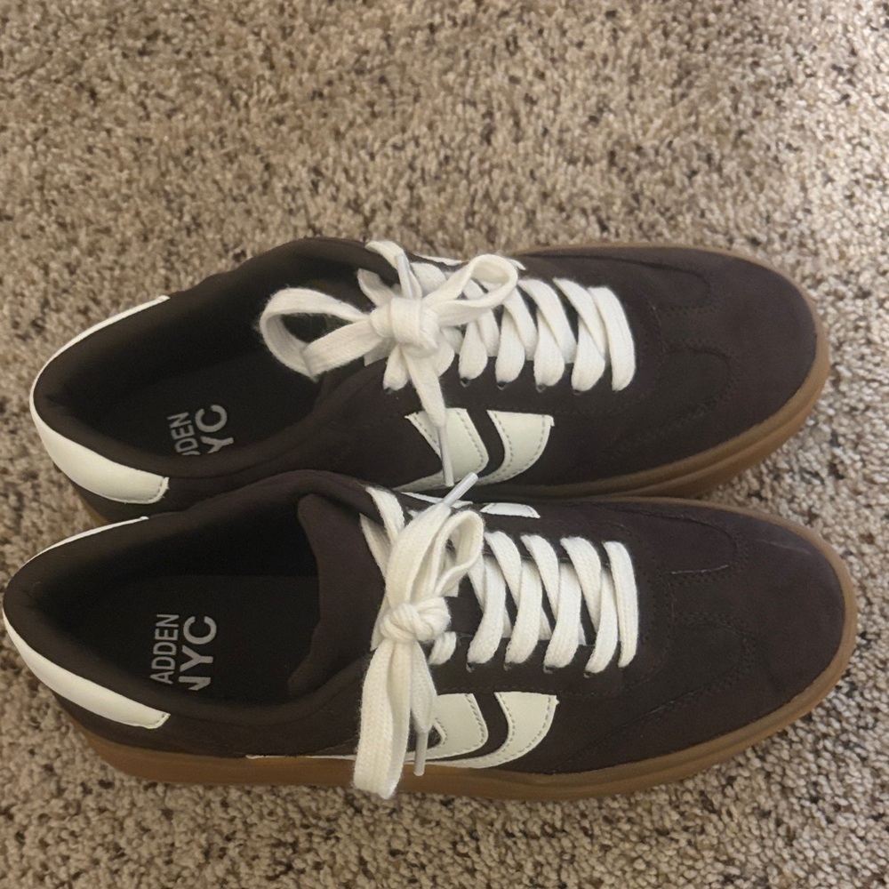 Aden NYC Women's Brown Platform Sneakers